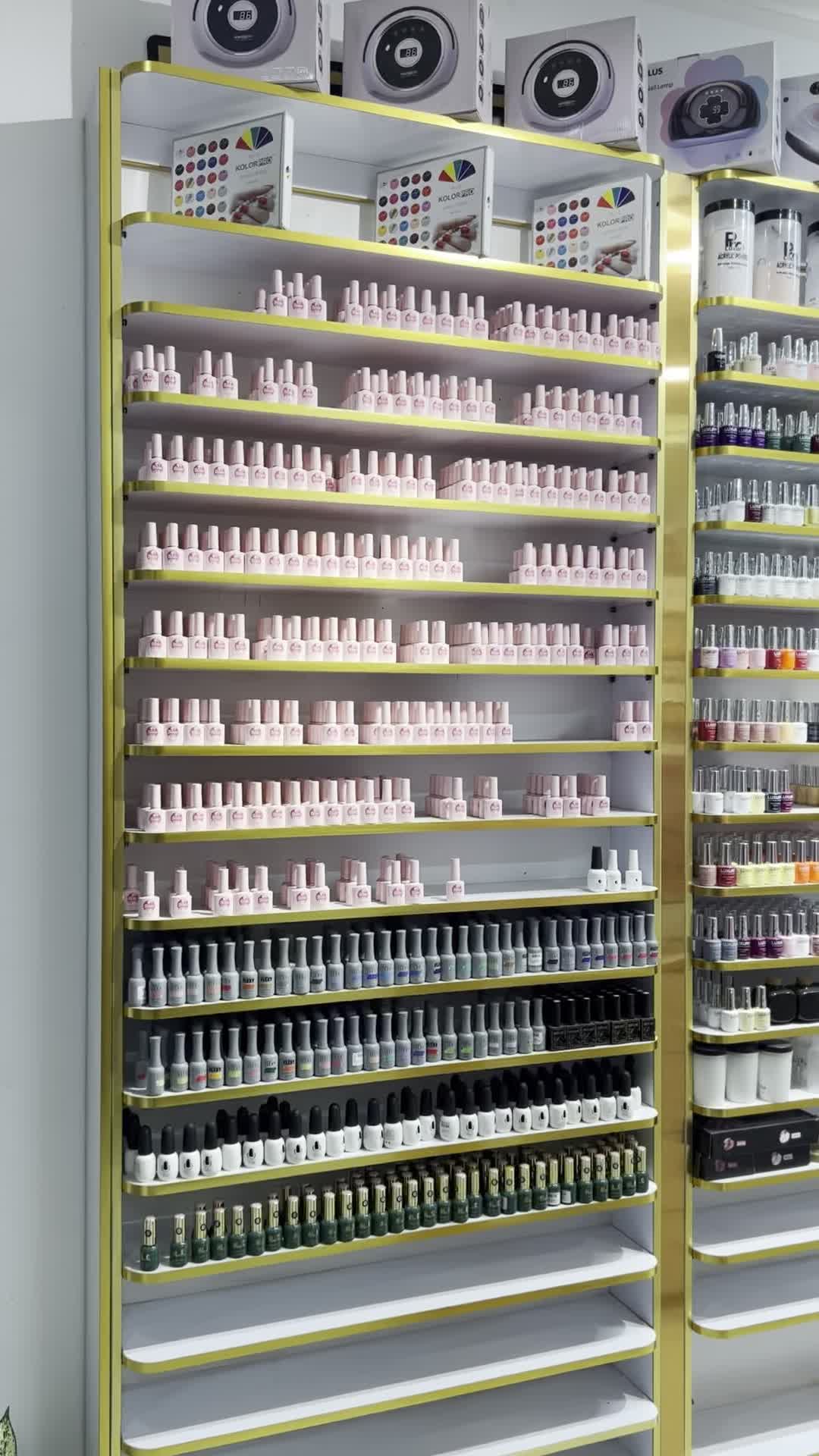 فروش ویترین فروشگاه به صورت یکجا|فروشگاه و مغازه|آستارا, |دیوار