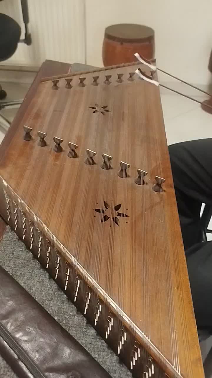 سنتور هفت دستگاه|سازهای سنتی|اندیشه, اندیشه فاز ۱|دیوار