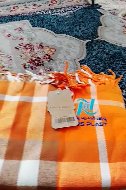 پتو مسافرتی|رختخواب، بالش، پتو|گلستان (تهران), |دیوار