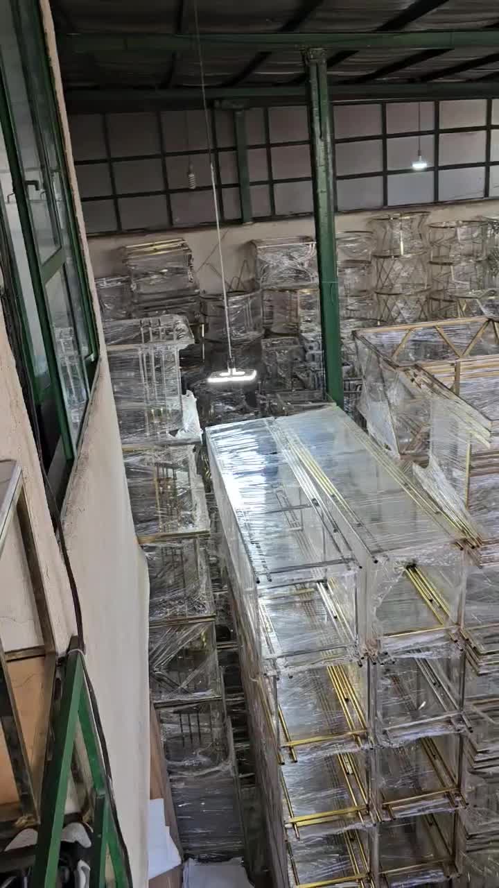 پایه میز عسلی فلزی مشکی طلایی مخصوص صادرات به عراق|مبلمان خانگی و میز عسلی|تهران, صالحآباد شرقی|دیوار