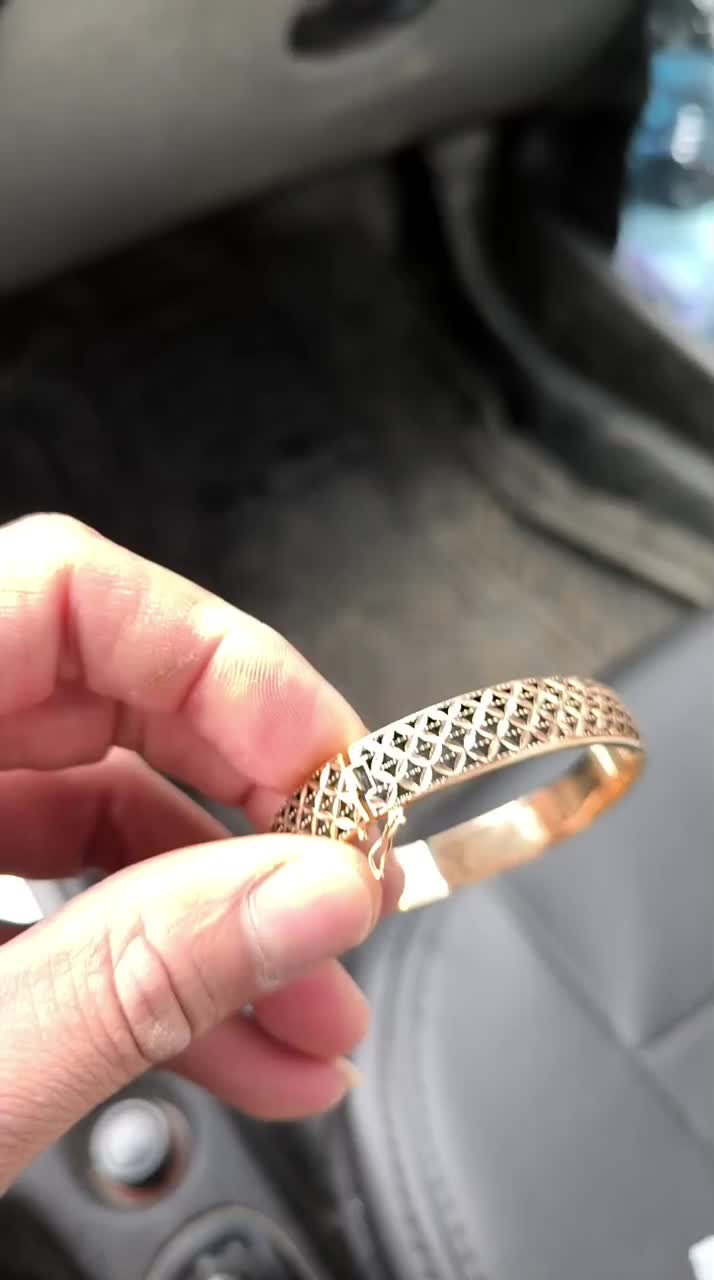 فروش دستبند ترک قلم سیاه کم کار مشابه نو|جواهرات|آستانه اشرفیه, |دیوار