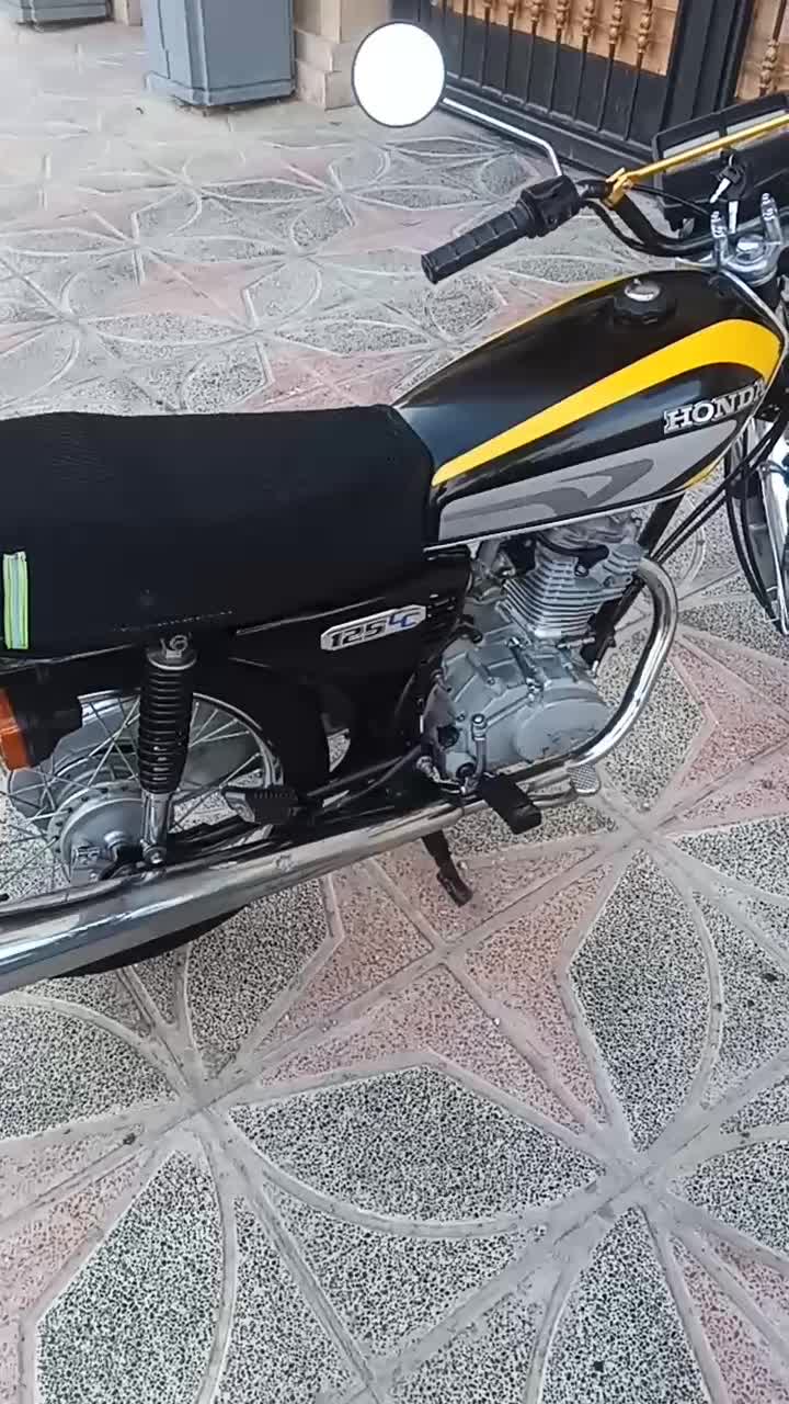 موتورهوندا۱۲۵ مدل ۹۰مدارک کامل بیمه ۱ سال فوق سالم|موتورسیکلت|فردیس, سرحد آباد|دیوار