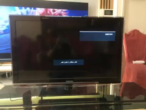 فروش تلوزیون  به همراه محافط صفحه و زیر تلوزیون|تلویزیون و پروژکتور|شیراز, فرهنگ شهر|دیوار