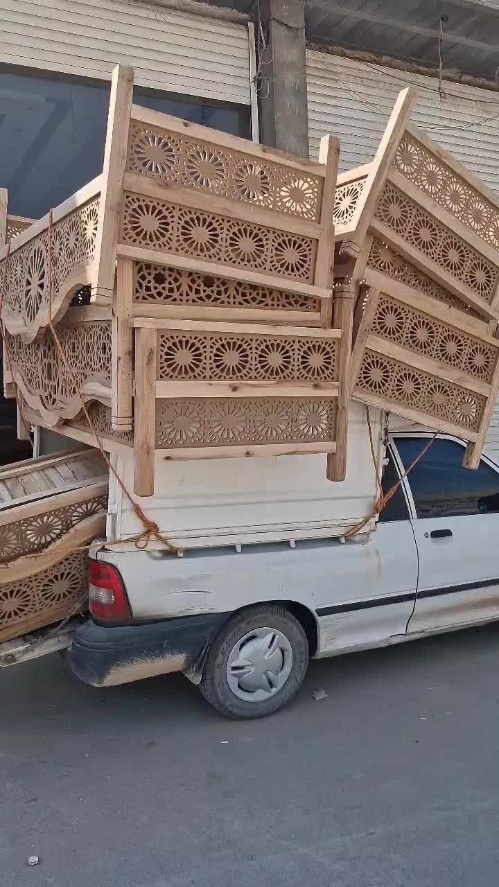 تخت سنتی ساده|صندلی و نیمکت|اصفهان, قهجاورستان|دیوار
