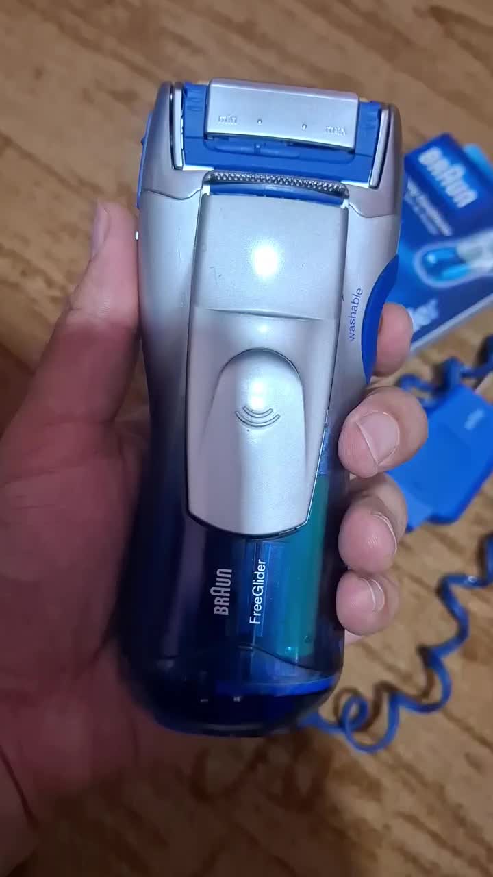 ریش تراش BRAUN 6690اصل آلمان در حد نو|آرایشی، بهداشتی، درمانی|تهران, ونک|دیوار