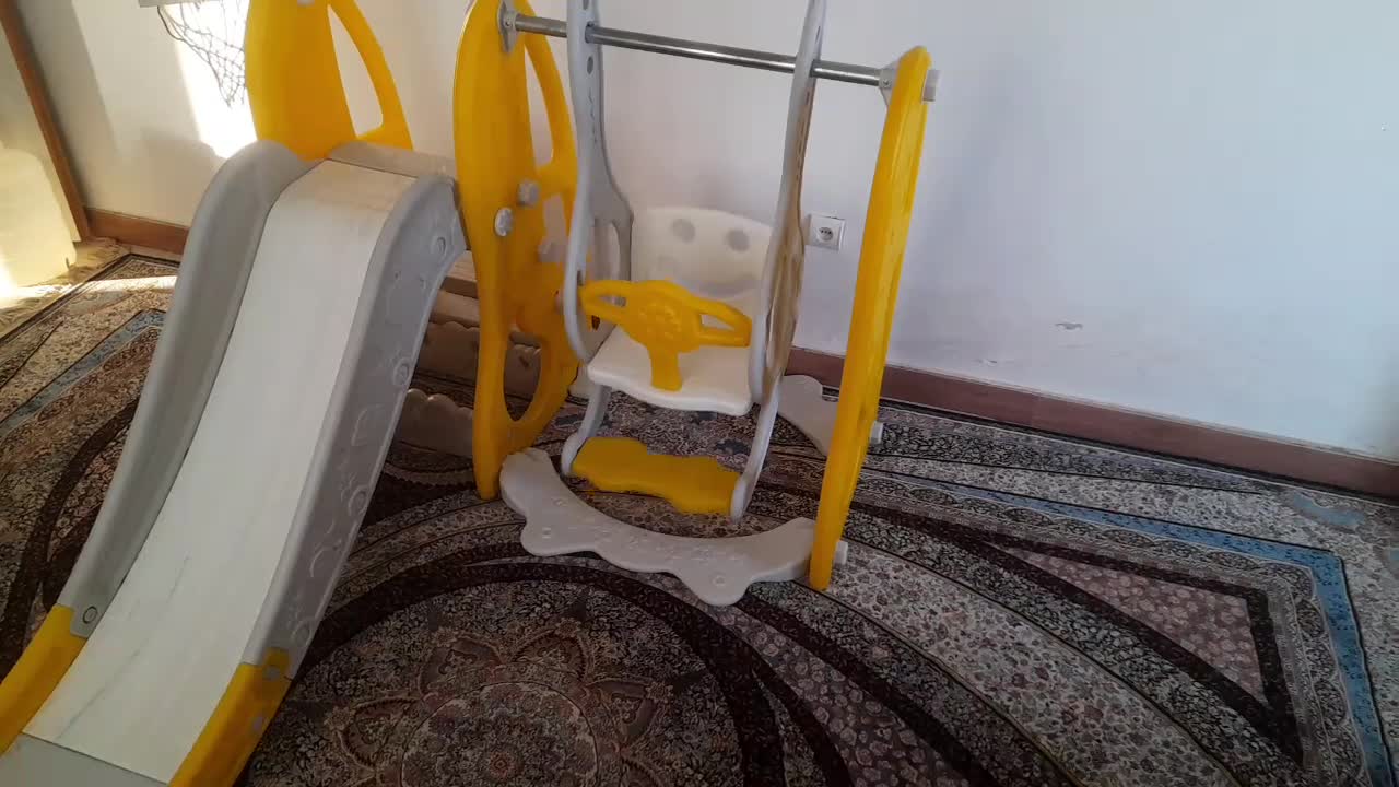 تاب وسر سره بچه گانه|اسباب و اثاث بچه|نسیم‌شهر, |دیوار