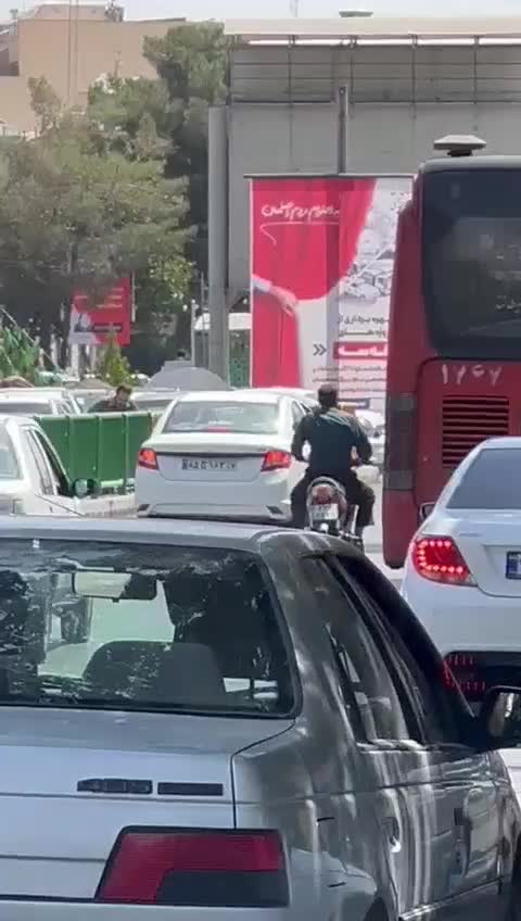 فروش اجاره معاوضه ویلایی تجاری فلکه احمدآباداصفهان|فروش خانه و ویلا|اصفهان, احمدآباد|دیوار