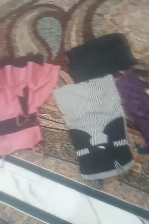 لباسهای زنانه در ترحای متفافت|لباس|کبودرآهنگ, |دیوار