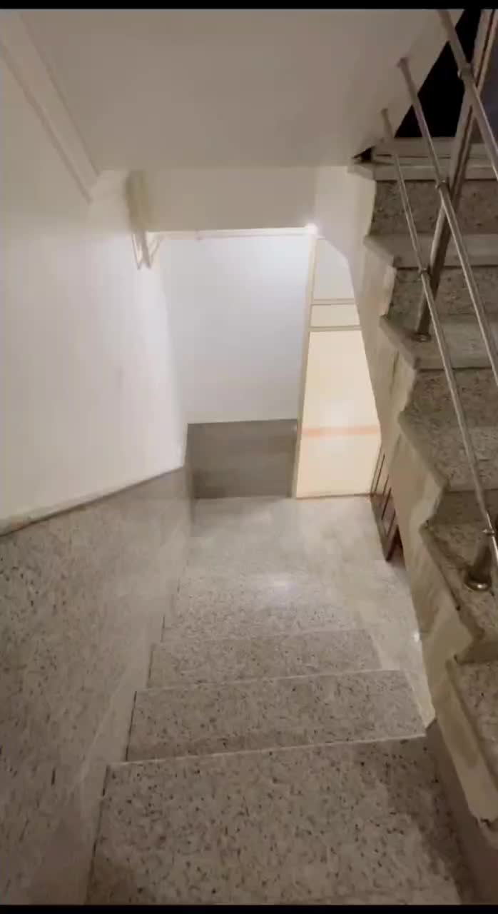 اجاره نیم طبقه ۱۲۰متری دوخواب بلوارجمهوری|اجارهٔ خانه و ویلا|یزد, |دیوار