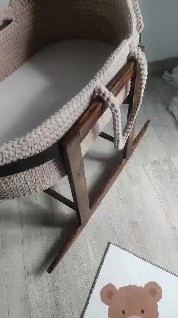 کریرنوزاد( گهواره) بافتنی مدل نیمه سایه در حد نو|تخت و صندلی بچه|چالوس, |دیوار