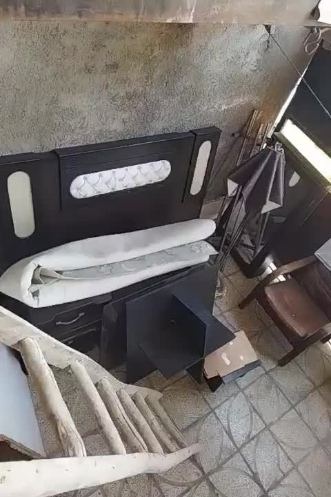 سرویس خواب|تخت و سرویس خواب|هشتگرد, هشتگرد قدیم|دیوار