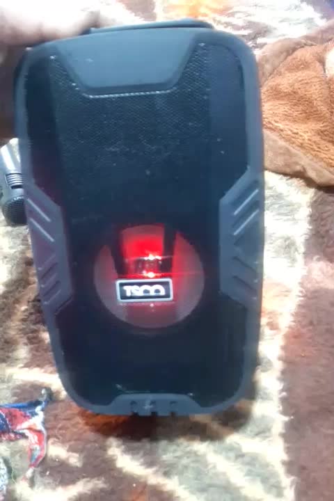 اسپیکر ۵روز خریدم با یه میکروفن نو|سیستم صوتی خانگی|اراک, |دیوار