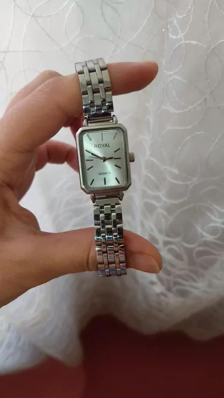 ساعت زنانه نو نو|ساعت|گلبهار, شهر جدید گلبهار|دیوار