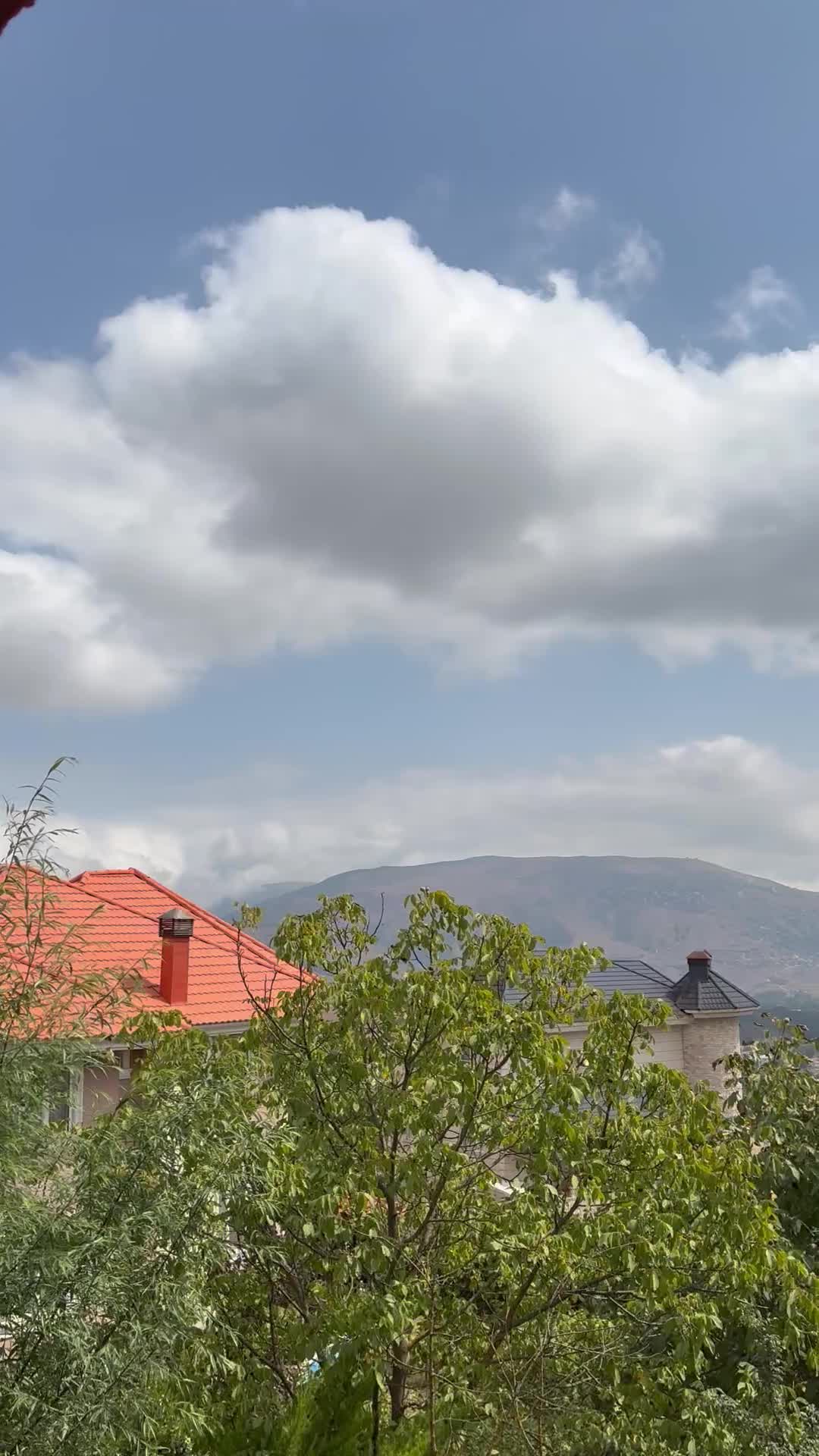 فروش باغ ویلا با ویو ابدی در کلاردشت با تهاتر|فروش خانه و ویلا|کلاردشت, |دیوار