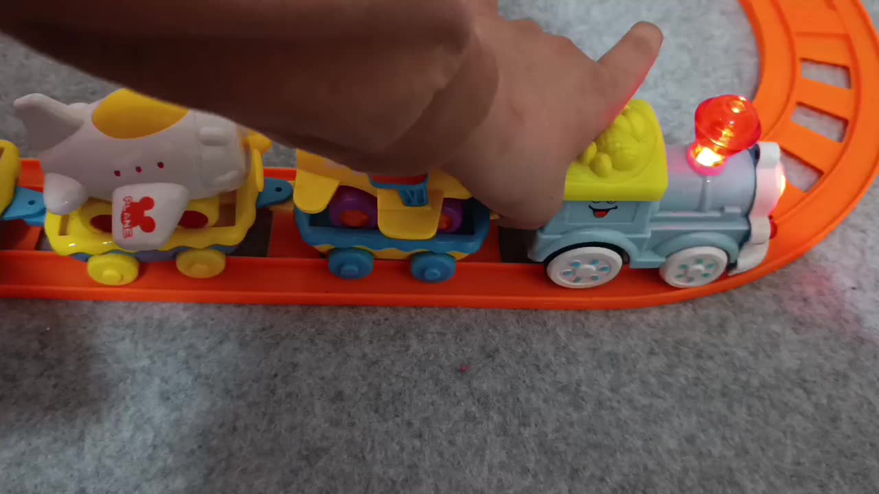 قطار|اسباب‌بازی بچه|سقز, |دیوار