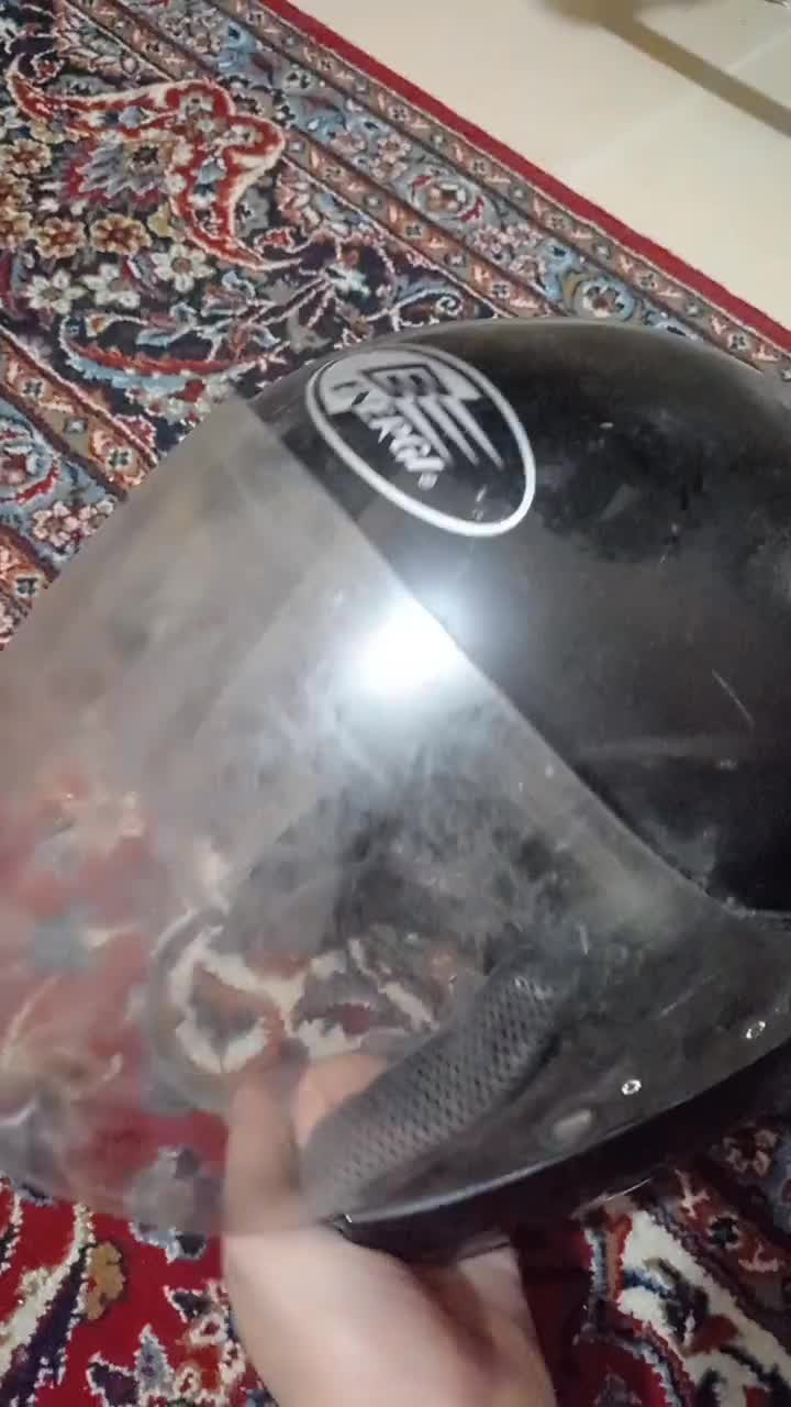 کلاه کاسکت|موتورسیکلت|برخوار, |دیوار