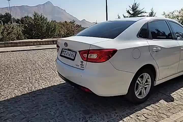 بسترن b30 مدل ۹۷ بیرنگ|خودرو سواری و وانت|ملایر, |دیوار