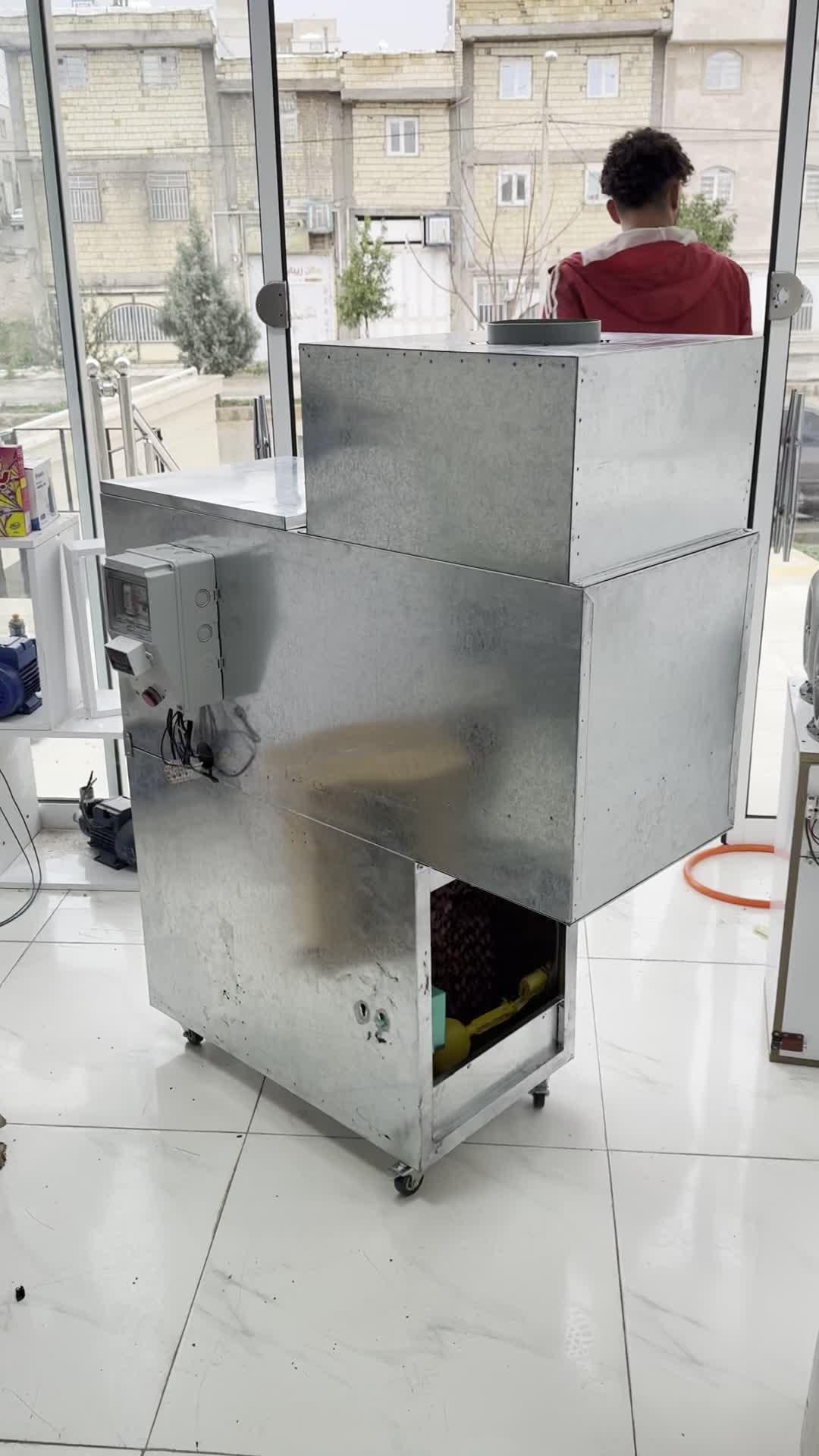 فن حلزونی هود ، سوپرفن سوپرپلاس توربو جت فن|پنکه و تصفیهکنندهٔ هوا|شیراز, میانرود|دیوار