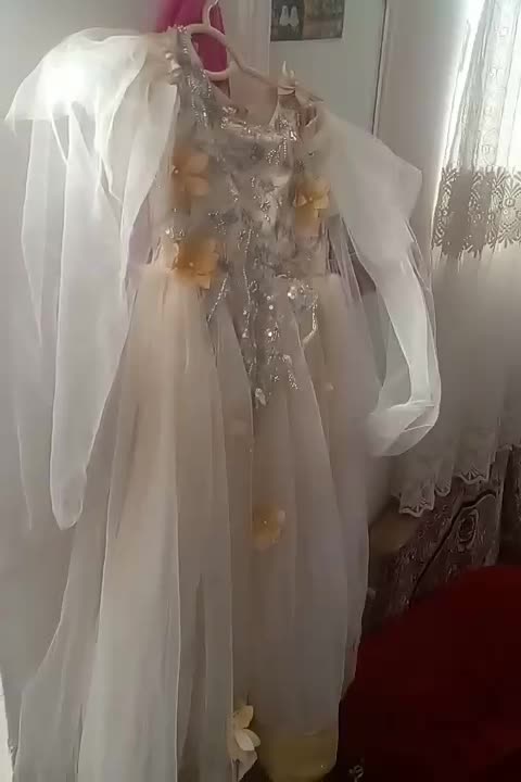 دودست لباس مجلسی سایز ۱ و۲ در حد دونه ای ۳۰۰|لباس|قم, شهرک فاطمیه|دیوار