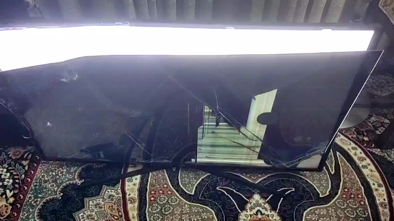 LED سامسونگ 49 اینچ ، پنل شکسته ، بورد سالم|تلویزیون و پروژکتور|فلاورجان, |دیوار