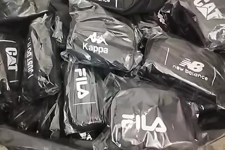 کارگاه تولیدکیف کمری بادی بگ مسافرتی باشگاهی|کیف، کفش، کمربند|اردبیل, |دیوار