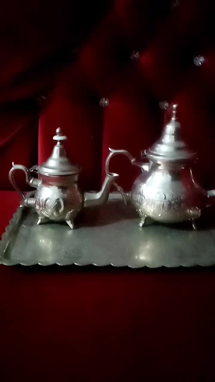 کتری نوربلین وسینی آب نقره قلمکاری بسیارقدیمی|کلکسیون اشیاء عتیقه|نیشابور, فردوسی جنوبی|دیوار