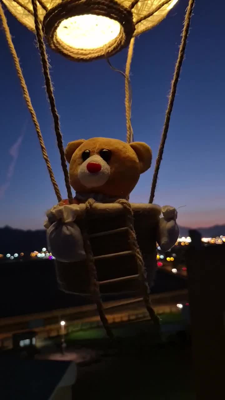 بالن لوستری فانتزی و جذاب برای اتاق کودک|لوستر و چراغ آویز|یزد, |دیوار