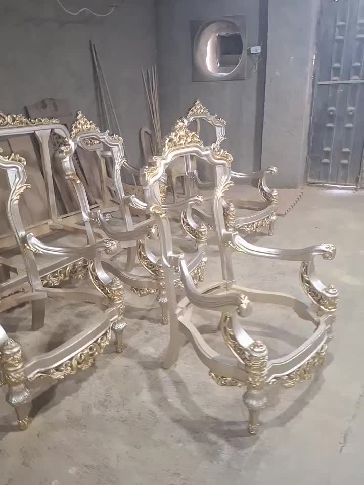 مبل کلاسیک گلایل نه نفره|مبلمان خانگی و میز عسلی|ورامین, ورامین|دیوار