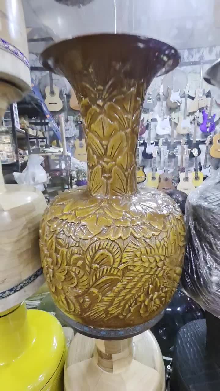 تمبک طرح برجسته (تنبک ضرب کد۱۲)|سازهای سنتی|شیراز, سینما سعدی|دیوار