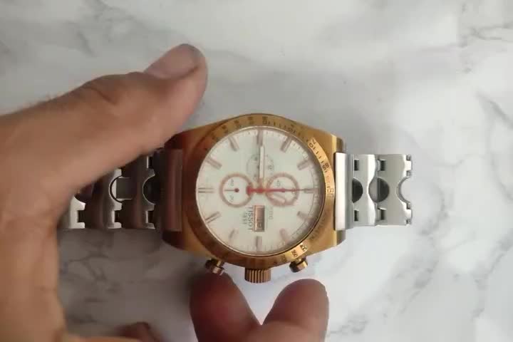 ساعت تیسوت سه موتوره|ساعت|هشتگرد, فاز ۲ مهستان|دیوار