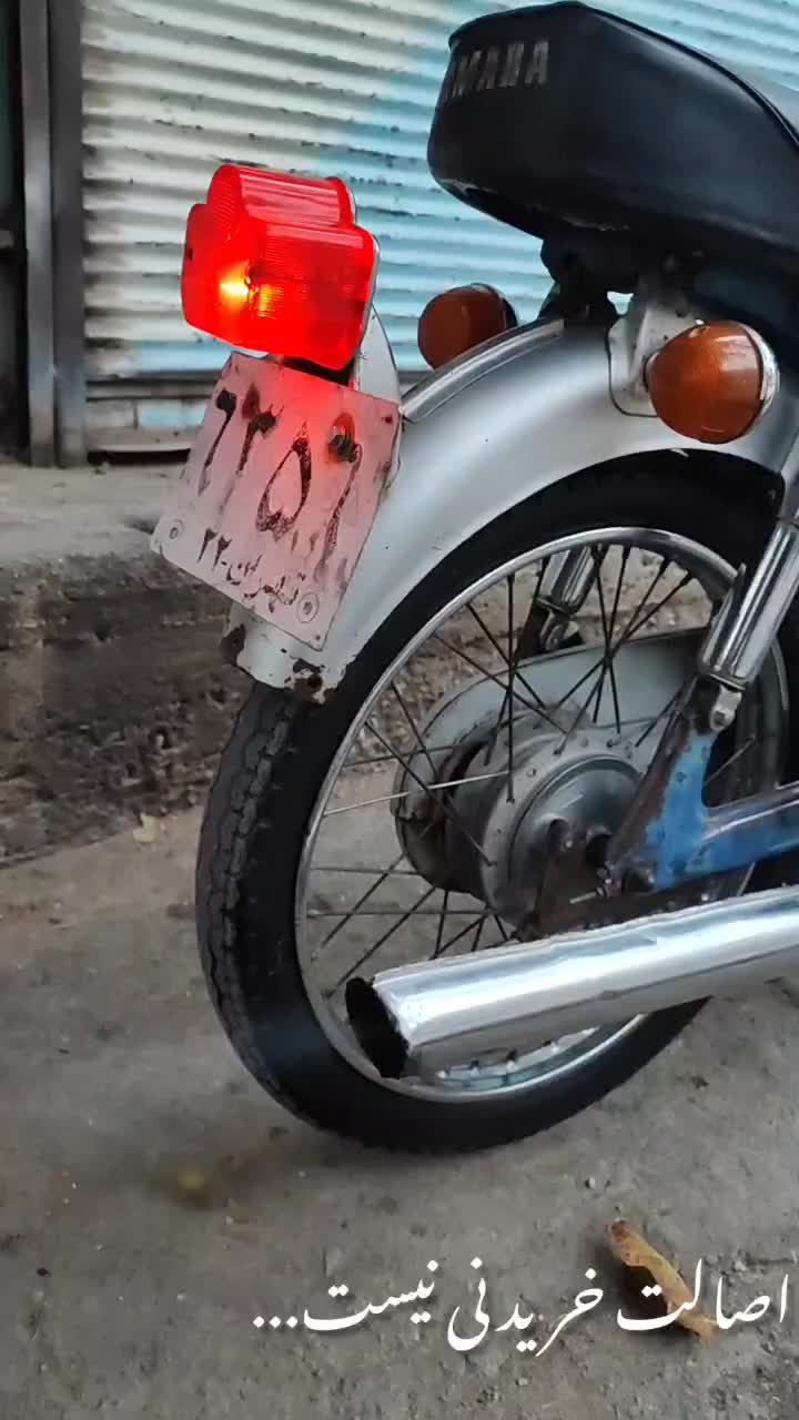 یاماها۱۰۰ خشک بیرنگ انجین طلا|موتورسیکلت|تبریز, |دیوار