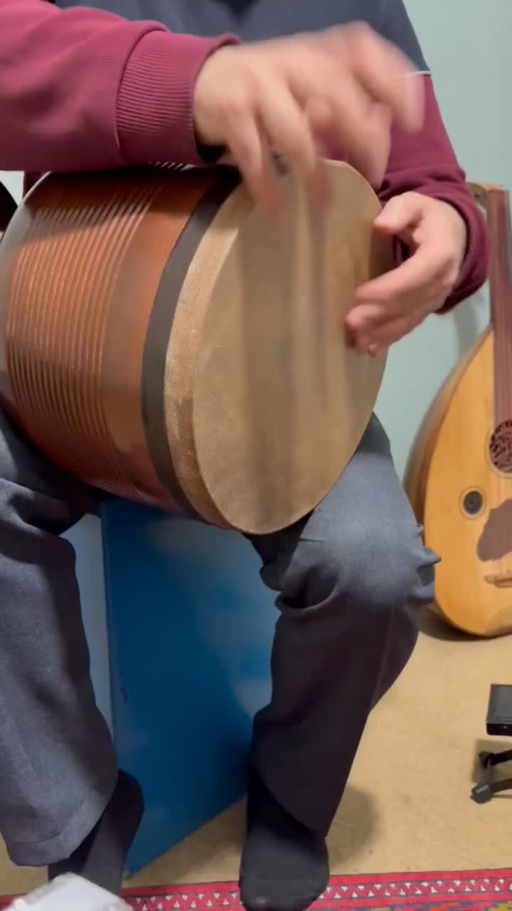 تنبک|سازهای سنتی|شاهرود, |دیوار