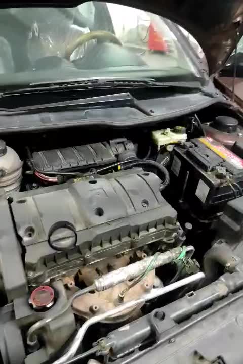 206صندوقدارV8 عروسک کم کار|خودرو سواری و وانت|تهران, پاسداران|دیوار