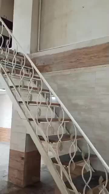 اجاره واحد کارگاهی 160متری در کیلومتر 2جاده تهران|اجارهٔ دفتر کار، اتاق اداری، مطب|رشت, گیل|دیوار