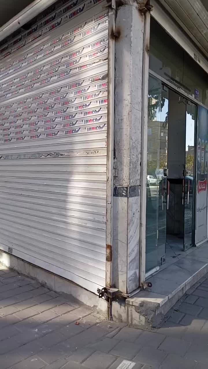 رهن و اجاره مغازه دونبش 30 متری|اجارهٔ مغازه و غرفه|مشهد, نوید|دیوار