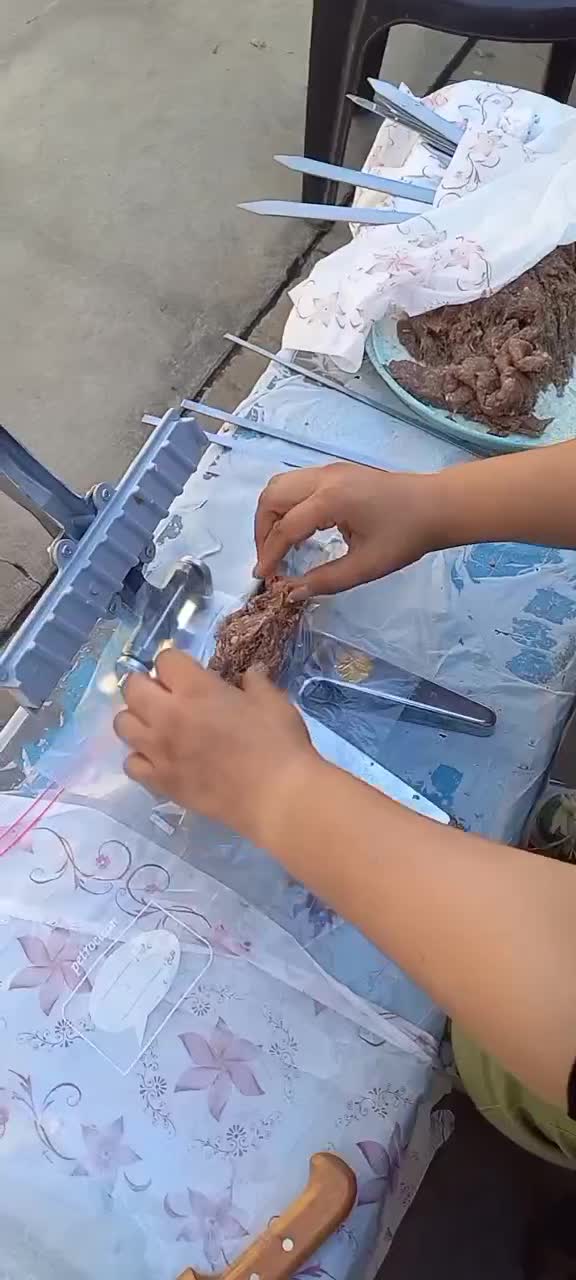 کباب زن دستی شهروس راحت، سریع و با کیفیت|ظروف پخت‌وپز|تهران, جمهوری|دیوار