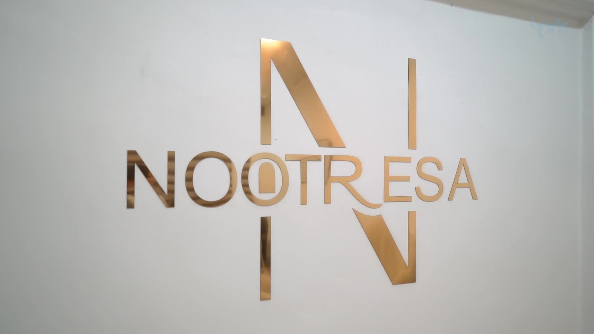 لیزر موهای زائد مرکز لیزر مو در میدان انقلاب تهران|خدمات آرایشگری و زیبایی|تهران, فلسطین (میدان انقلاب)|دیوار