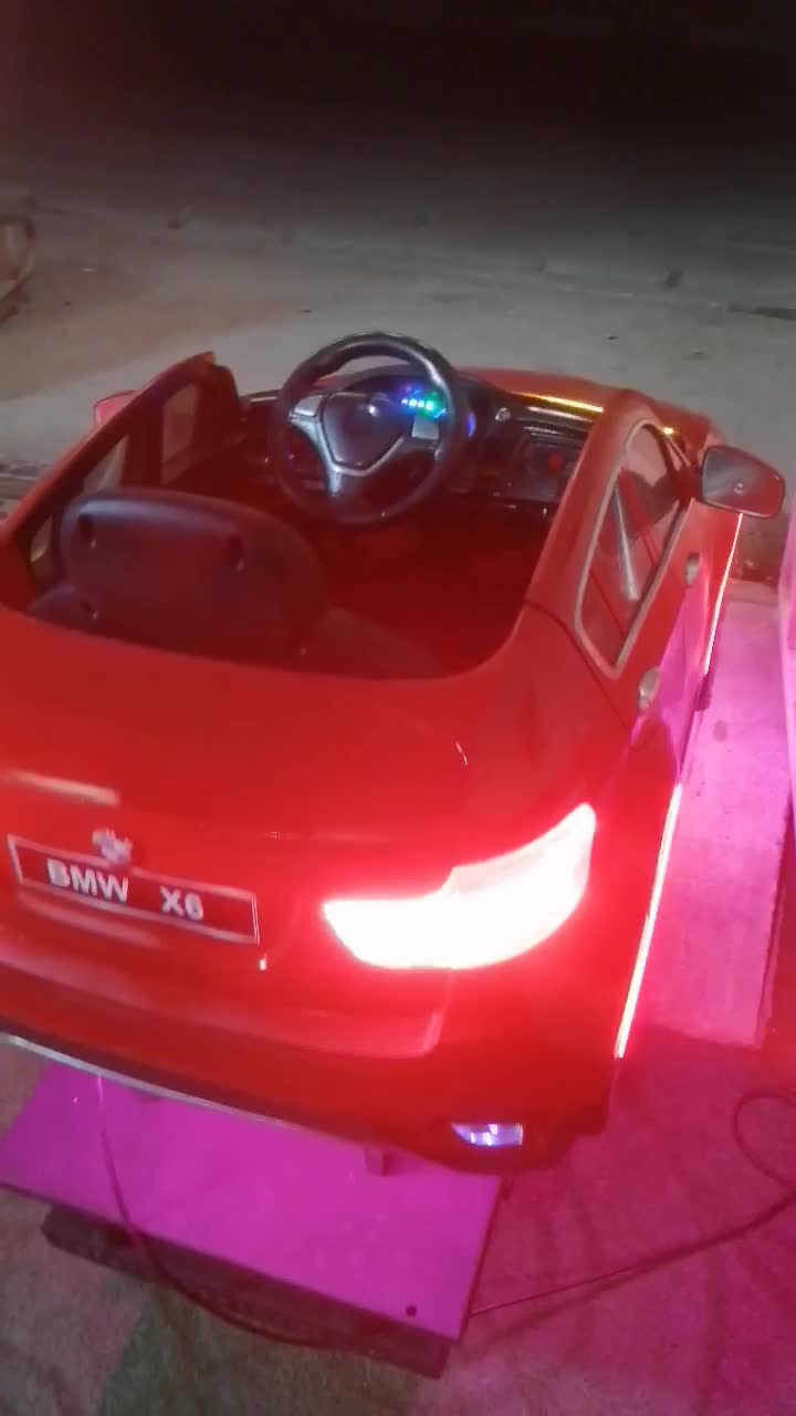 ماشین تکان دهنده بی ام و|اسباب‌‌بازی|کرج, شهرک جهان‌نما|دیوار