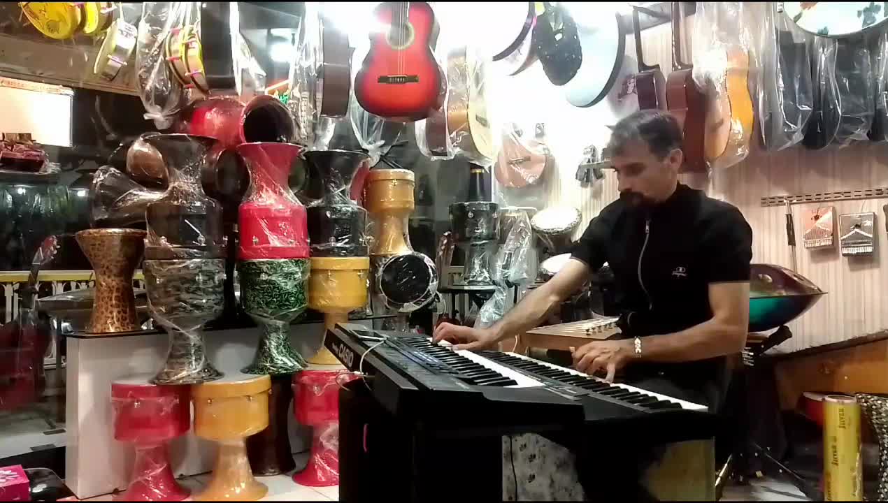 تدریس وآموزش سازهای کوبه ای داربوکاتمپوضرب هنگدرام|خدمات آموزشی|مشهد, جنت|دیوار
