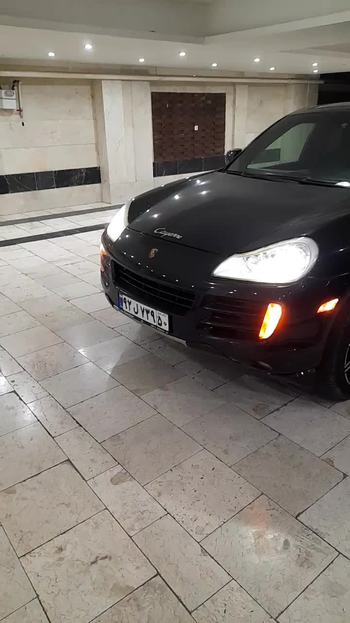 پورشه ۲۰۱۰ نقد و اقساط و معاوظه|خودرو سواری و وانت|تهران, شهید رجایی|دیوار