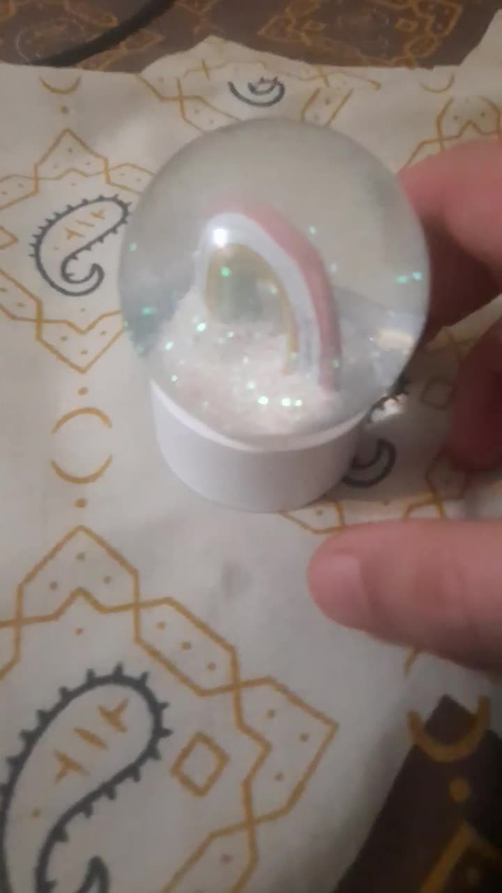 گوی برفی فانتزی|اسباببازی بچه|شیراز, قدوسی شرقی|دیوار