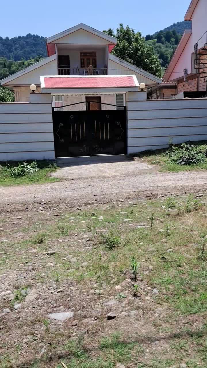 قلعه رودخان.دوبلکس.کنار رودخانه.دربست.ویو بی نظیر|اجارهٔ کوتاه‌مدت ویلا و باغ|فومن, |دیوار