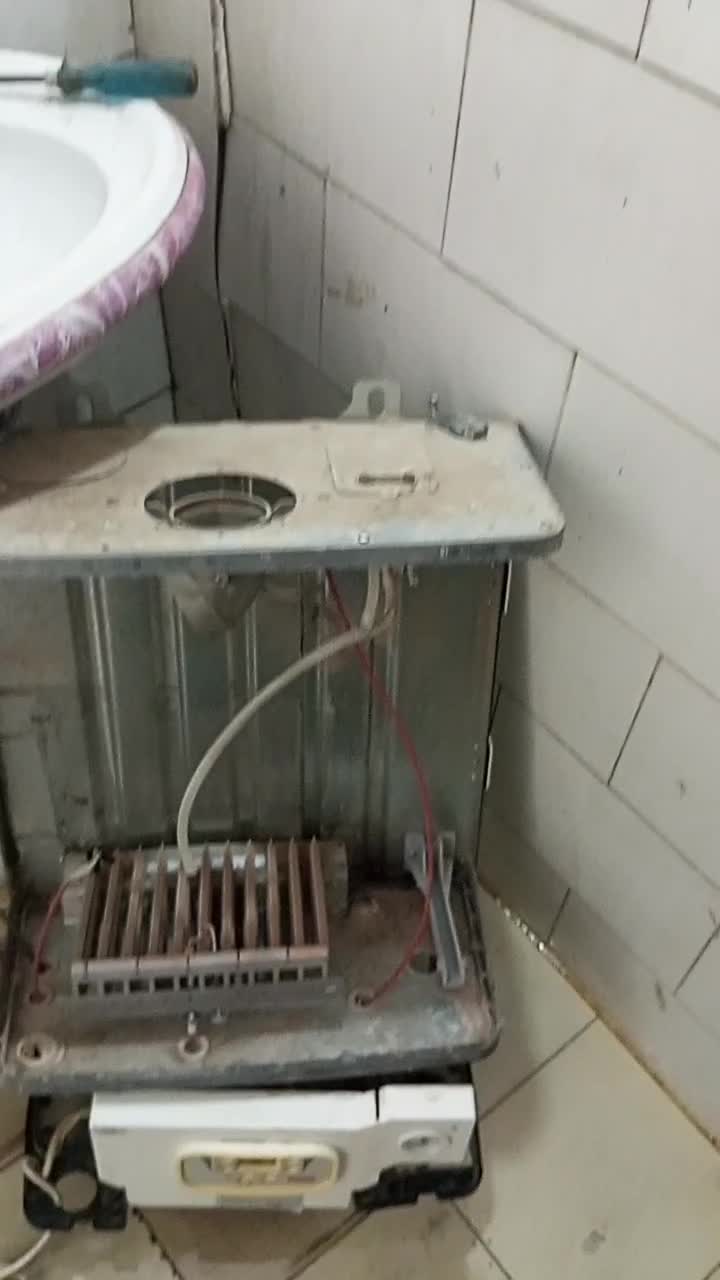 تعمیرات تخصصی پکیج و آبگرمکن دیواری|خدمات پیشه و مهارت|قم, شهرک قدس|دیوار