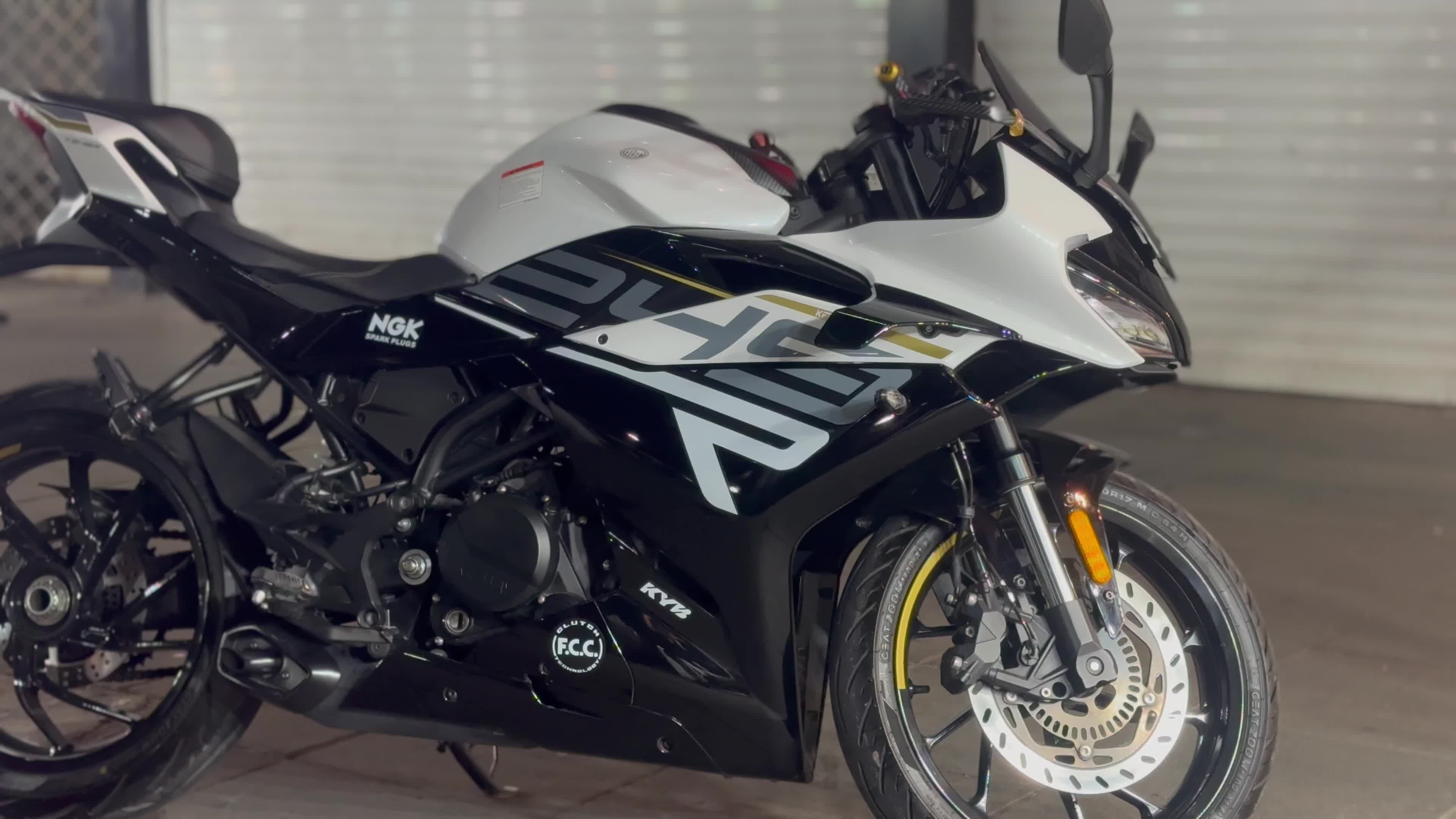 Keeway 249R /cf Beneli cbr Yamaha mt25 R25|موتورسیکلت|رشت, بازار|دیوار
