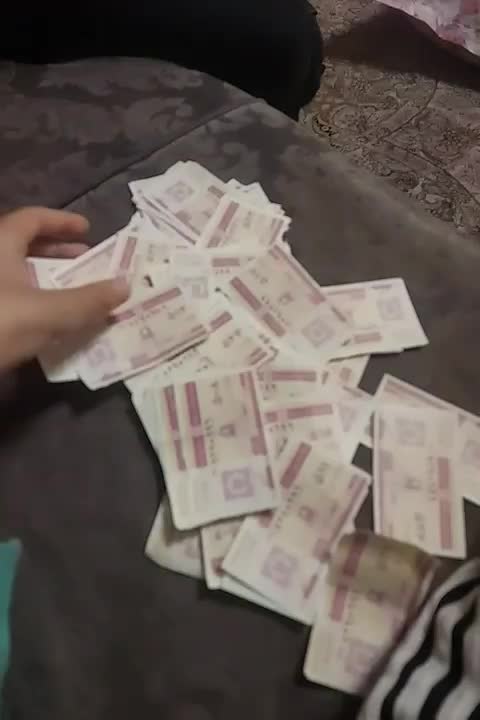 ۱۲۰ عدد کوپن دوره ی انقلاب|کلکسیون سکه، تمبر، اسکناس|تهران, تهران‌ویلا|دیوار