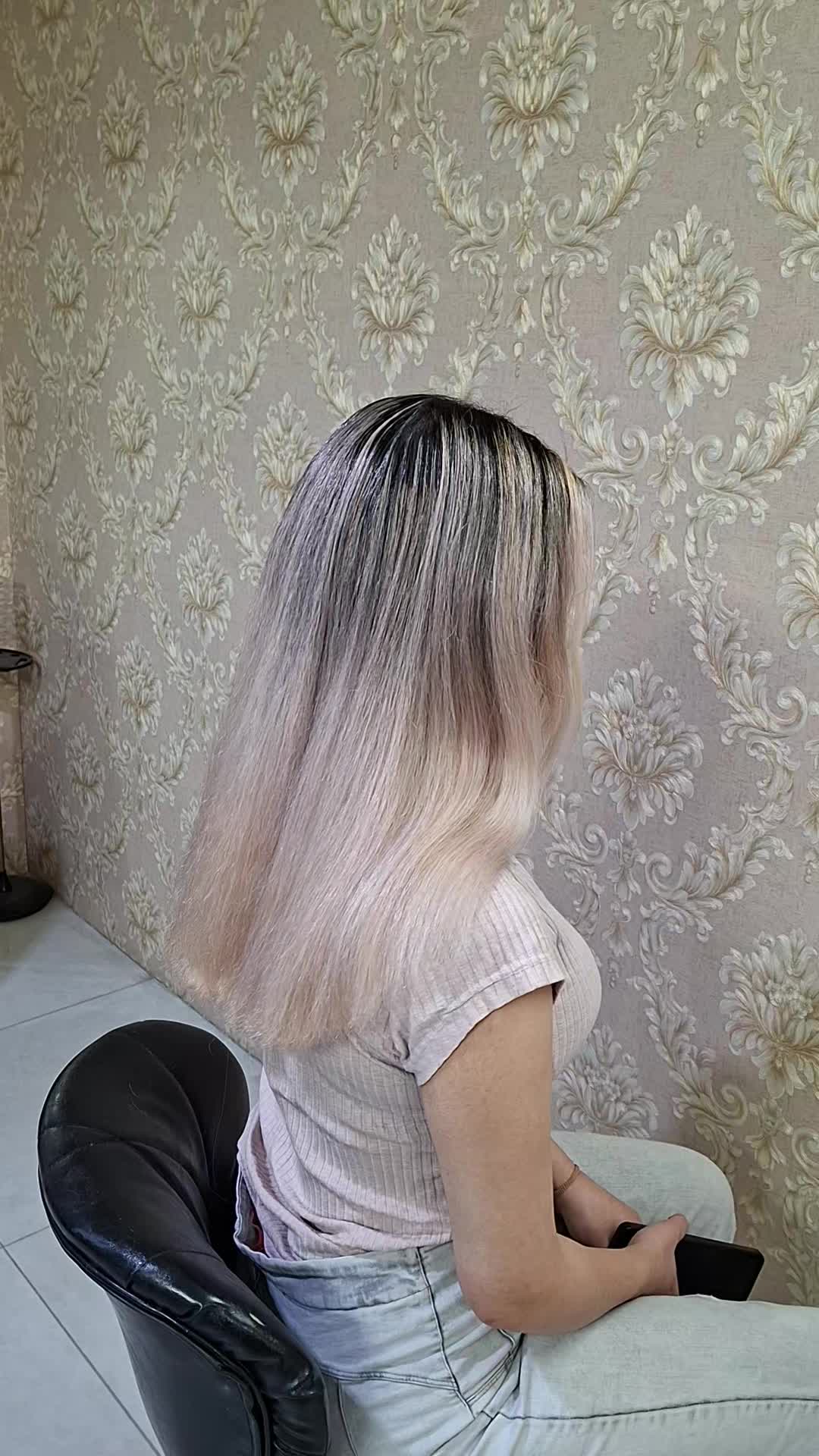 رنگ لایت|خدمات آرایشگری و زیبایی|شیروان (خراسان), |دیوار