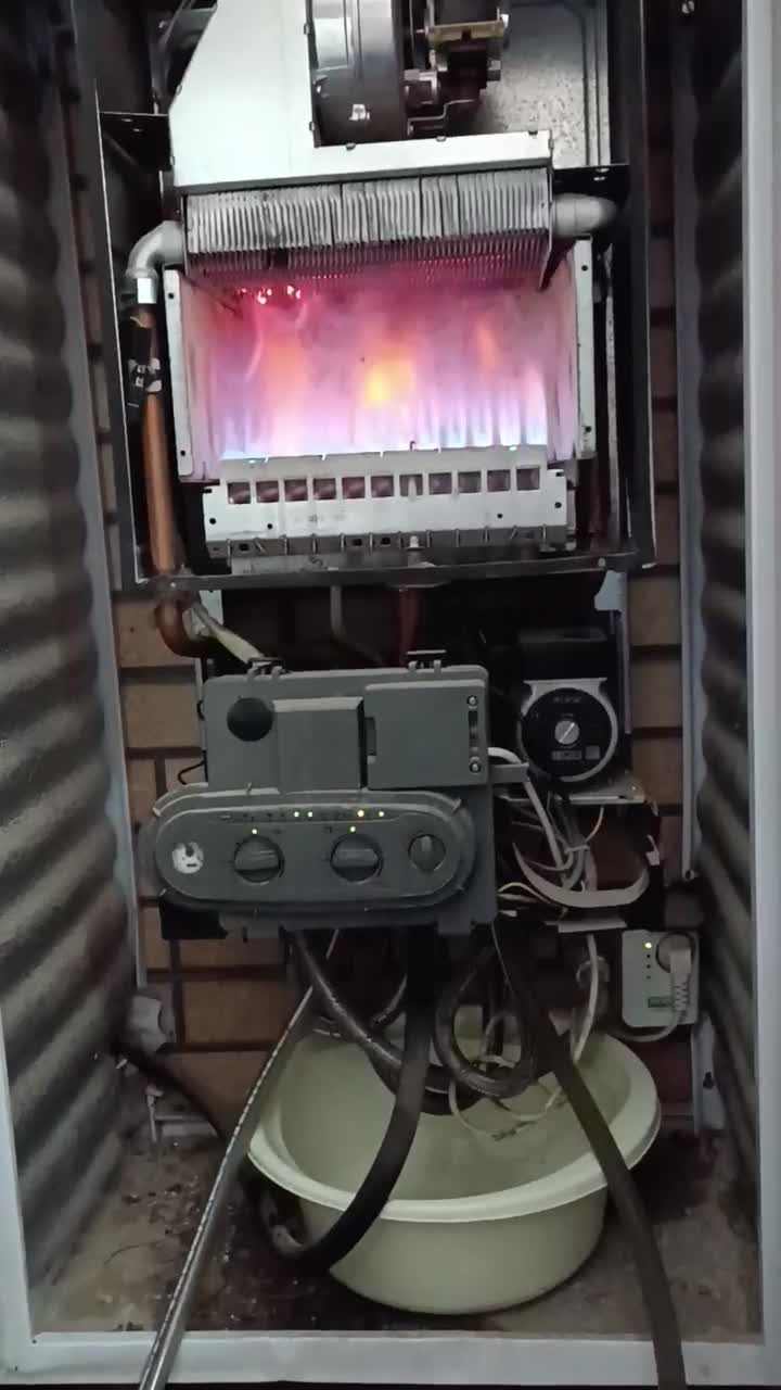 تعمیر پکیج ، آبگرمکن وبخاری|خدمات پیشه و مهارت|شاهینشهر, نظامی|دیوار