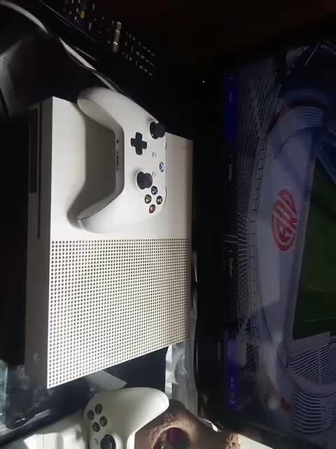 XBOX ONE S|کنسول، بازی ویدئویی و آنلاین|مشهد, بهمن|دیوار