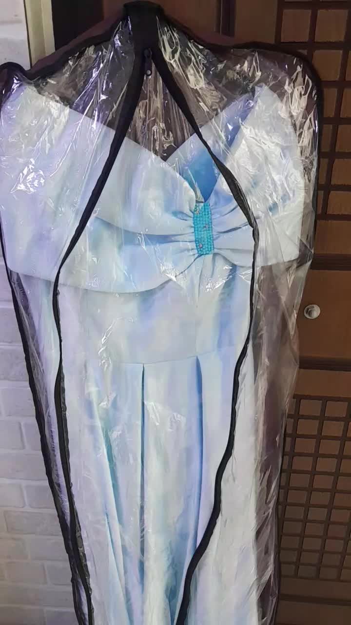لباس مجلسی|لباس|رشت, پیرسرا|دیوار