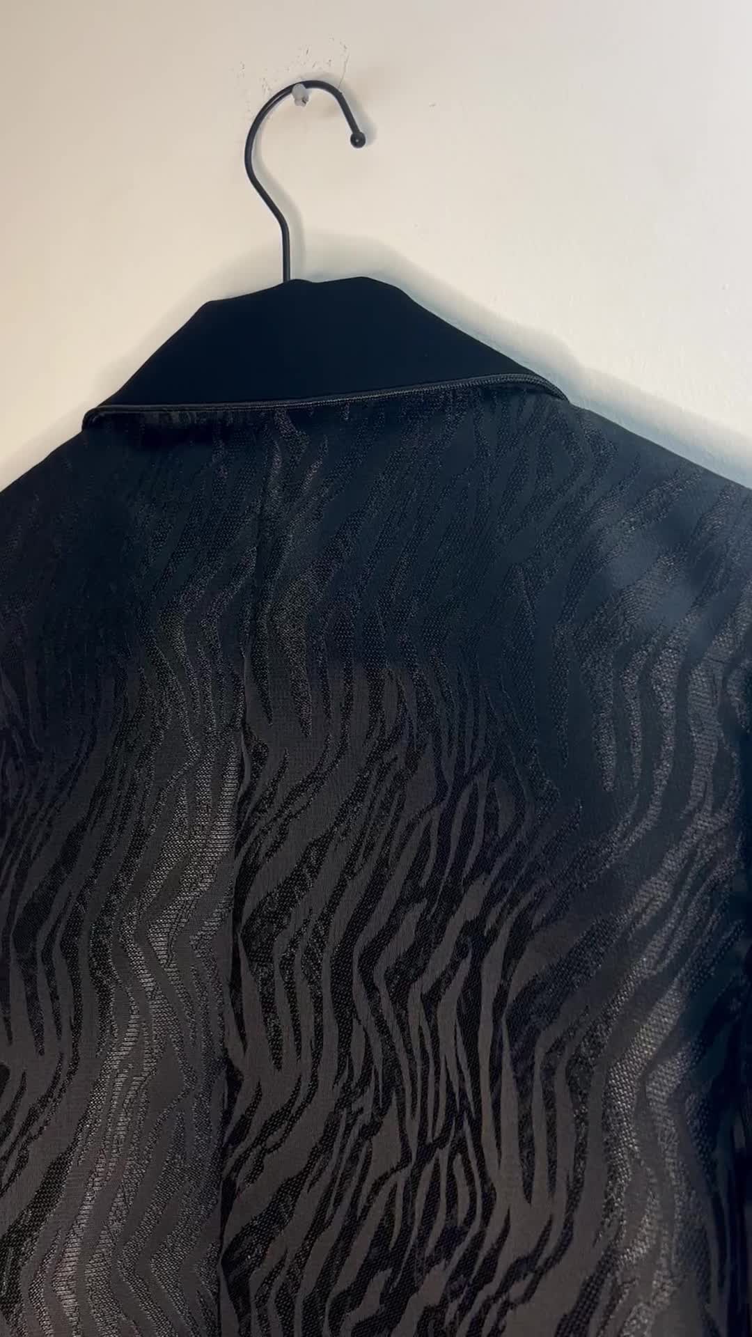 مانتو کتی|لباس|کرج, عظیمیه|دیوار